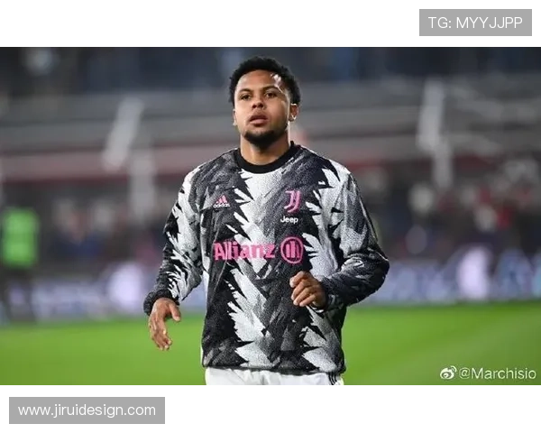 麦肯尼在利兹的精彩表现助球队状态回暖，重塑争夺前四信心