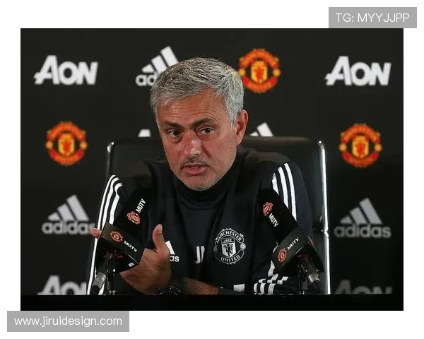 穆里尼奥重塑英超格局的战术革新与球队精神分析