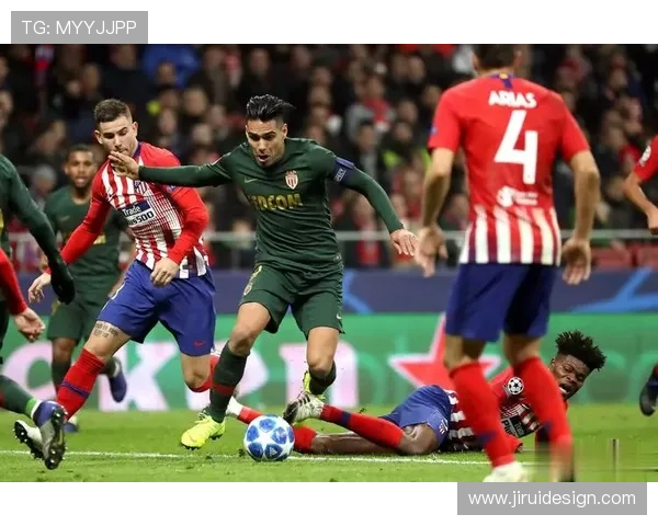 洛里昂近期阵型变化带来战术调整与表现走势分析